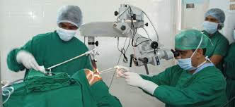 T&eacute;cnica de la Microcirug&iacute;a endolar&iacute;ngea